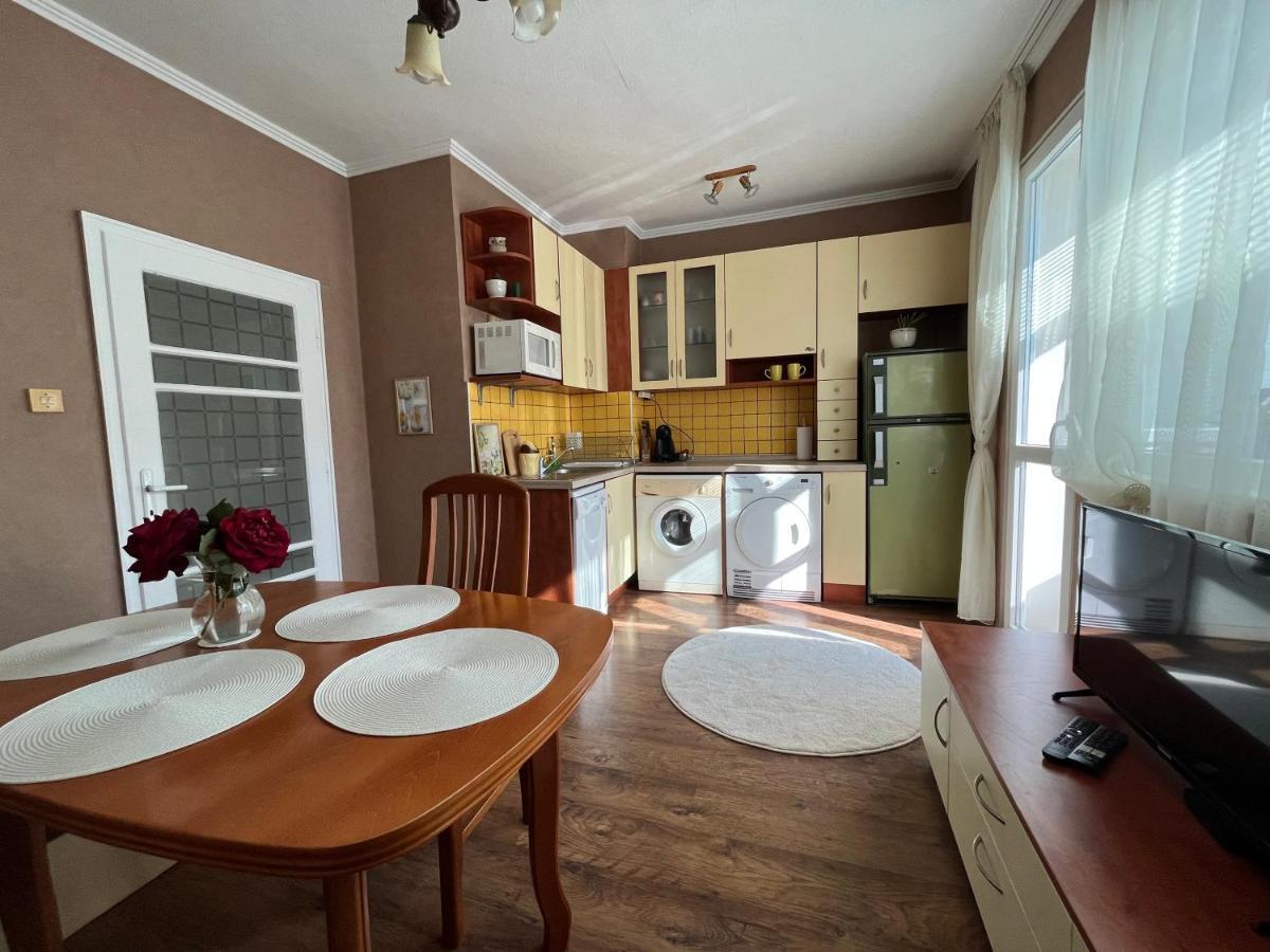 Apartment Acacia Варна Экстерьер фото